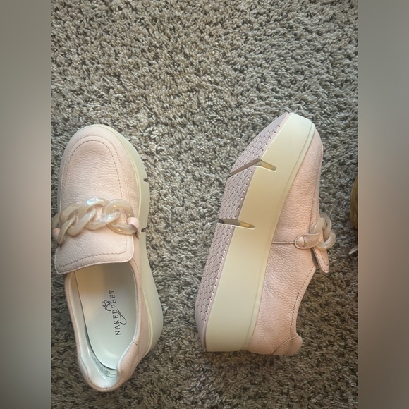 NWT Naked Feet Princeton Sneakers in Rosette - Picture 2 of 4